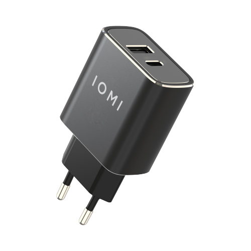 USB-Reiselader schwarz. Mit USB-C und USB-A Anschluss